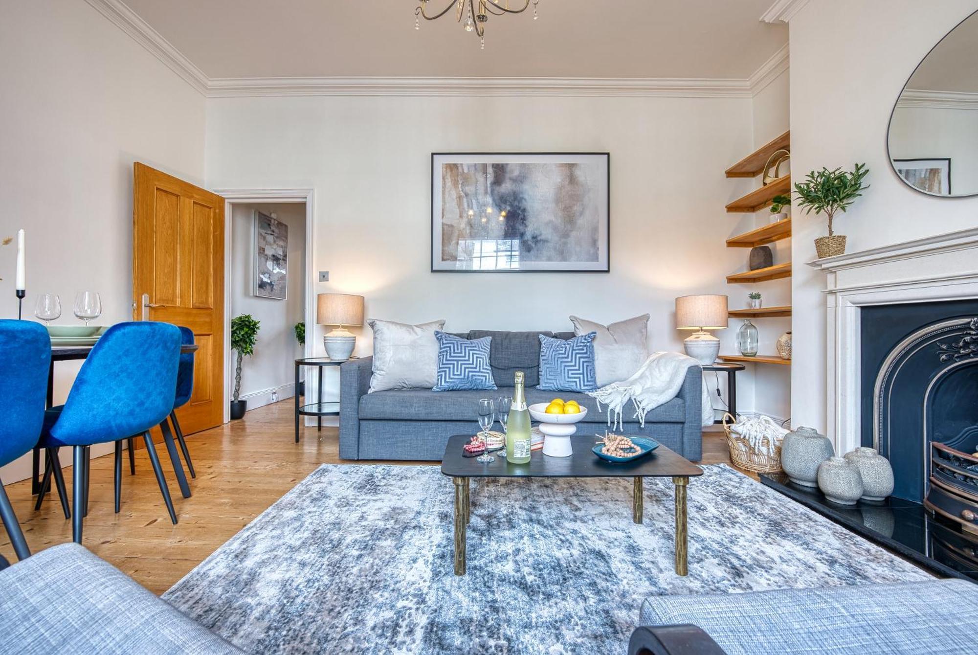 2 Bed Stunning Chic Modern Spacious Apt, Ocean Village, Southampton - Plenty Of Parking - By Blue Puffin Stays Εξωτερικό φωτογραφία