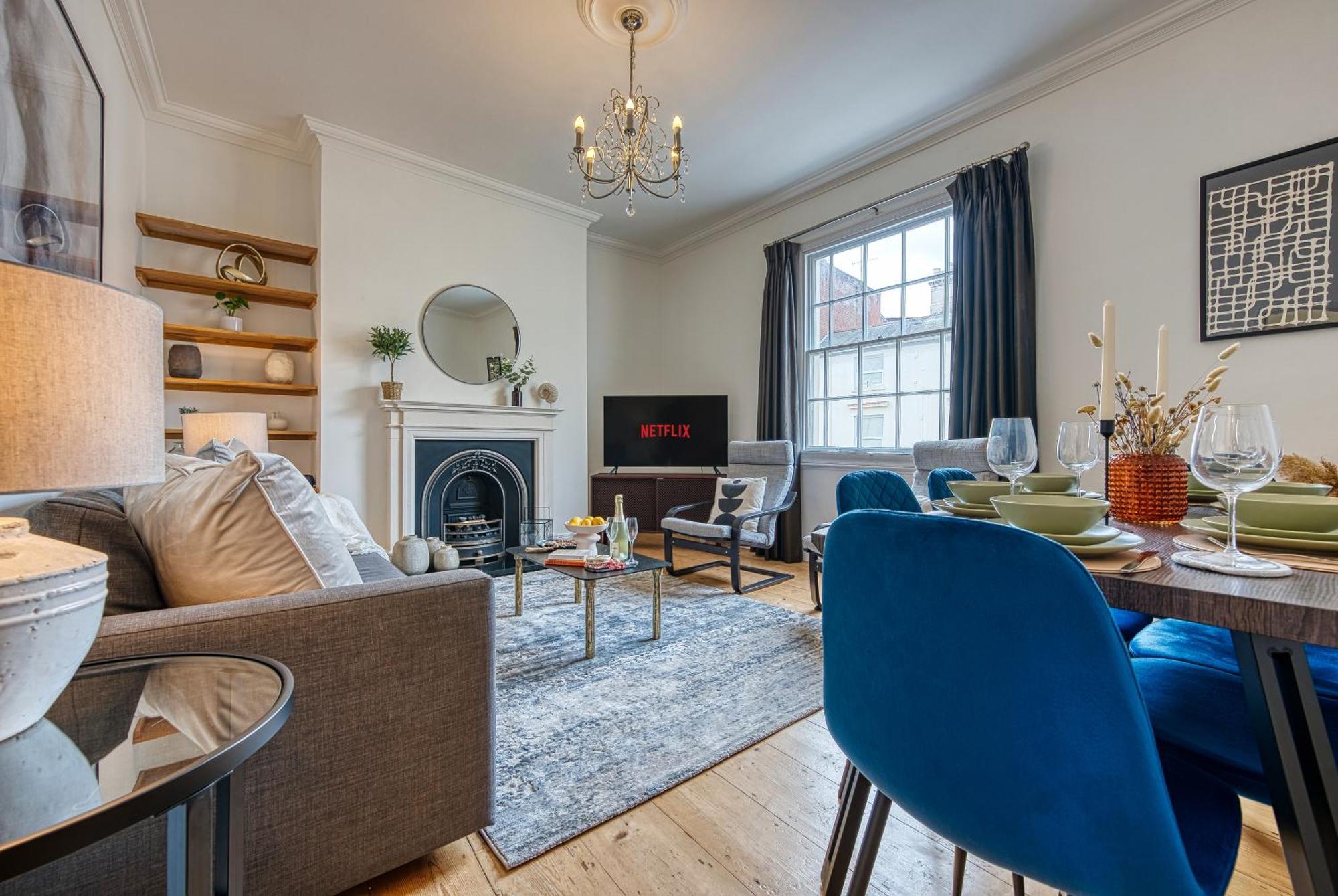 2 Bed Stunning Chic Modern Spacious Apt, Ocean Village, Southampton - Plenty Of Parking - By Blue Puffin Stays Εξωτερικό φωτογραφία